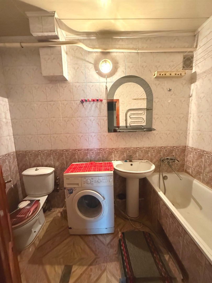 продажа трехкомнатной квартиры номер A-173674 в Малиновском районе, фото номер 13